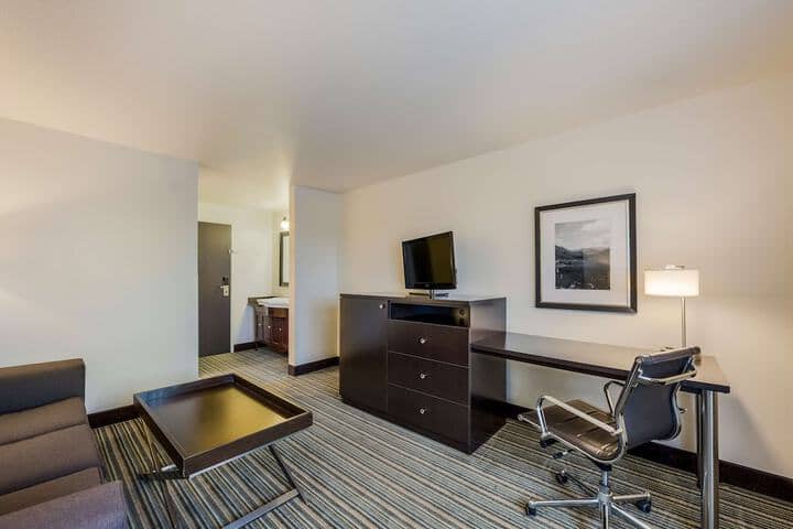 Room 18 of 40