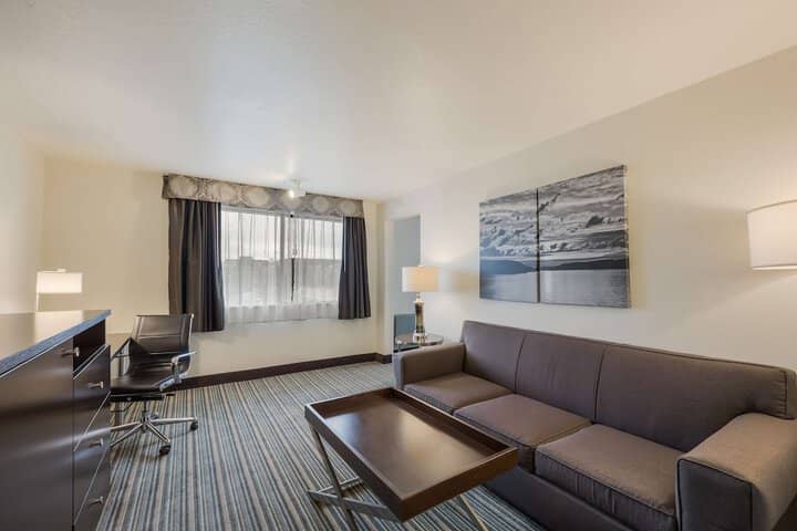 Room 15 of 40
